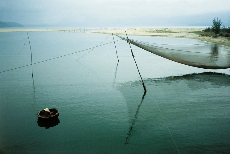 Le bateau-panier achet  un pcheur vietnamien de PhanThiet a servi dannexe  lquipage jusquaux les Chagos.