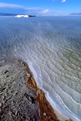 Le <i>salar</i> des Salinas Grandes,  louest de la Quebrada, spare la rgion de Purmamarca du Paso de Jama qui mne  lAtacama chilien.