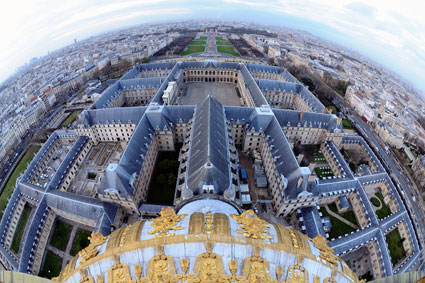 Les Invalides depuis leur lanternon.