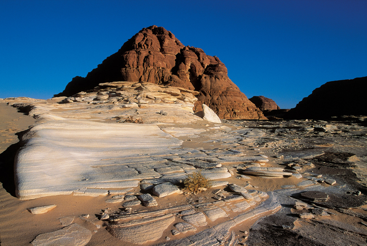 Reliefs grseux dans le Gebel Umm-Asele.