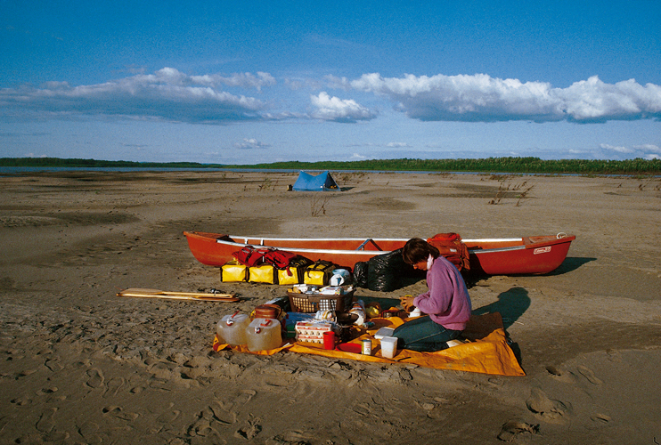 Campement sur un banc de sable.