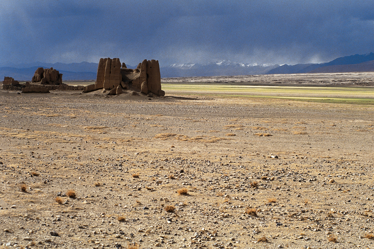 Caravansrail ruin (Tibet).